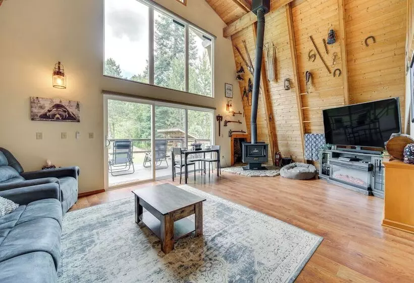 Creek & Lake Access At Cabin Near Cle Elum!