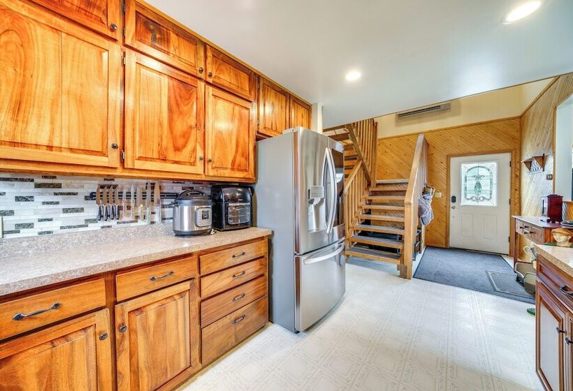 Creek & Lake Access At Cabin Near Cle Elum!