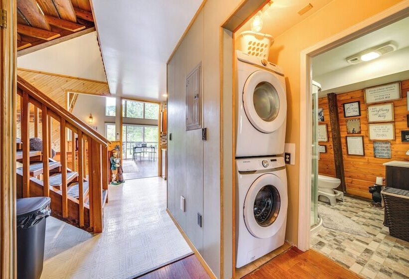 Creek & Lake Access At Cabin Near Cle Elum!