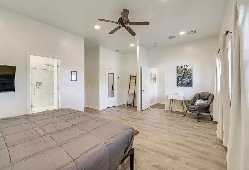 Near Disney:  T Morrow S Grand Getaway  W/ Dock!