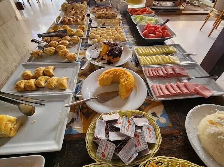 Hostelli Pousada E Restaurante Lual Do Parajuru