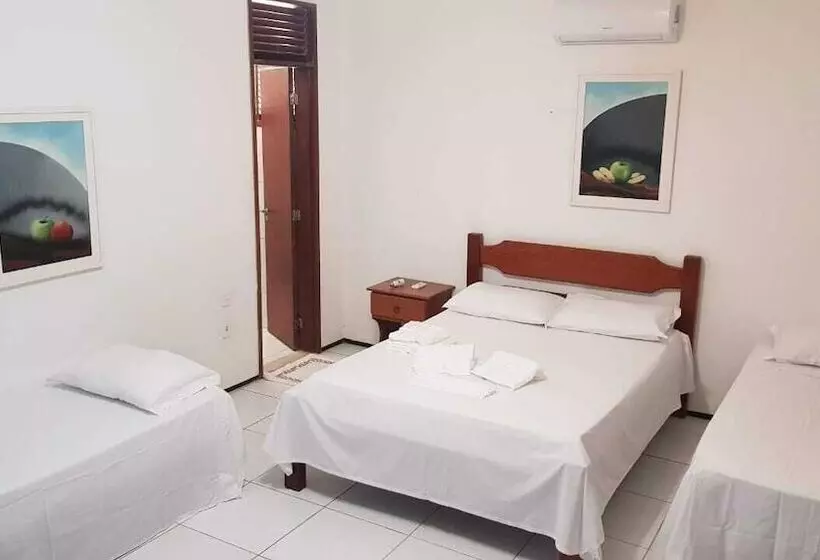 Hostelli Pousada E Restaurante Lual Do Parajuru