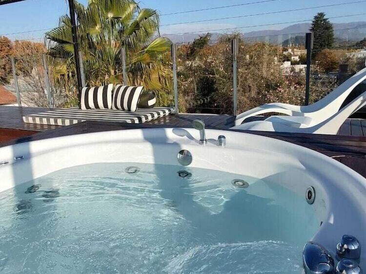 בית מלון כפרי La Sofia Apart & Wines