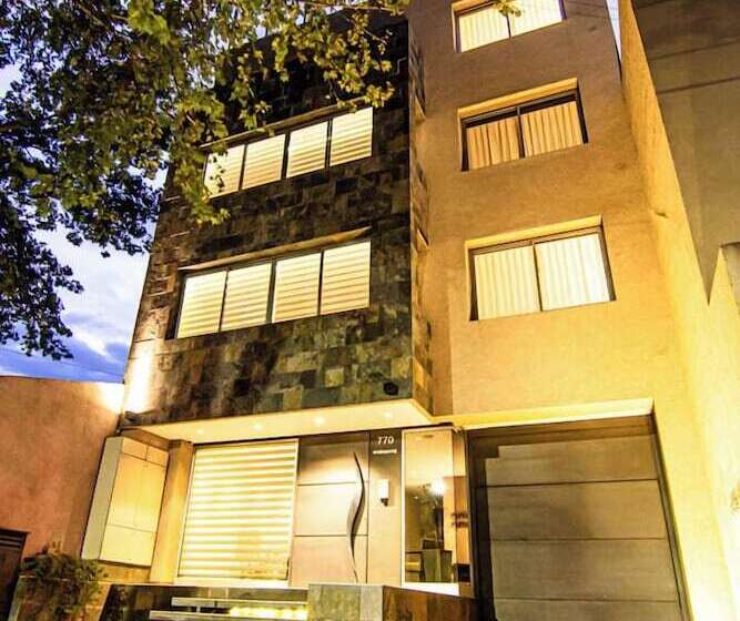 בית מלון כפרי La Sofia Apart & Wines