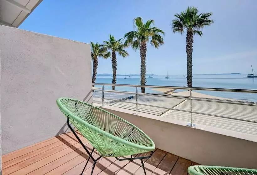 ホテル Bor Hôtel & Restaurant   Plage Privée