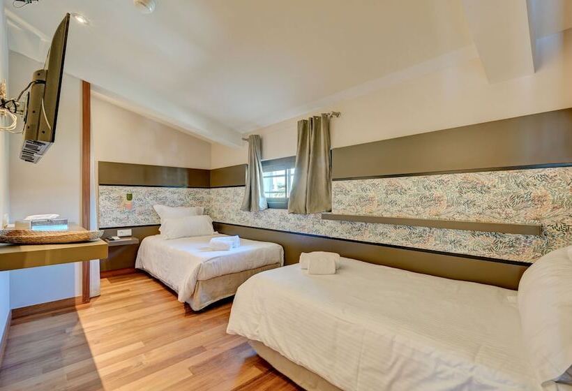 Отель Bor Hôtel & Restaurant   Plage Privée