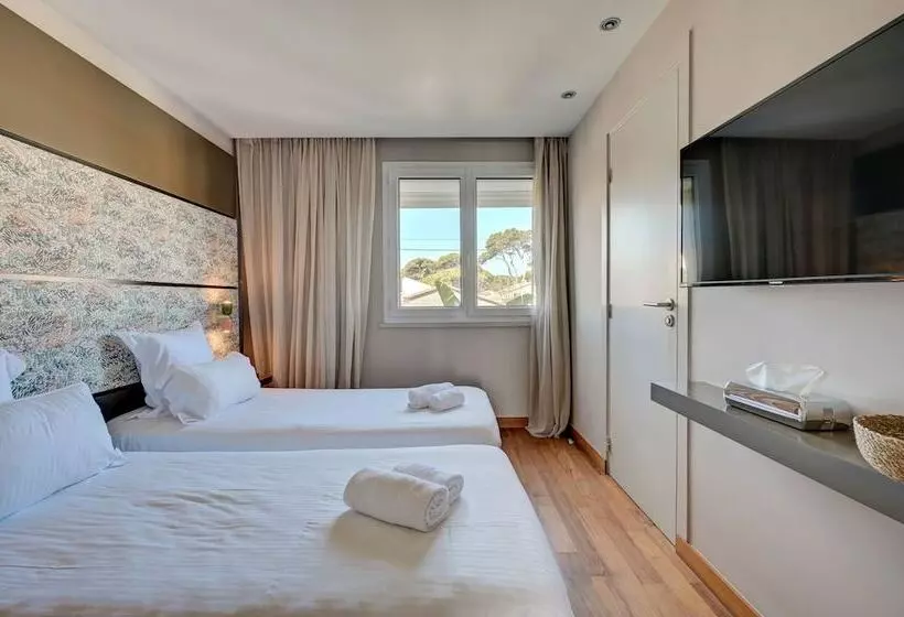 ホテル Bor Hôtel & Restaurant   Plage Privée