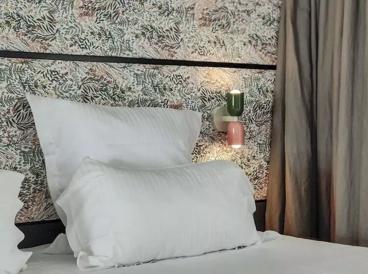 ホテル Bor Hôtel & Restaurant   Plage Privée