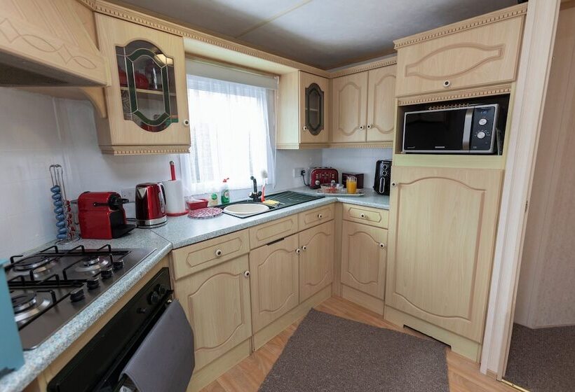 בית מלון כפרי 2br Garden Freeparking Charitydonation