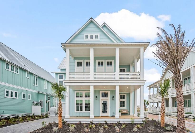 Lakeside Luxury 230 Lak