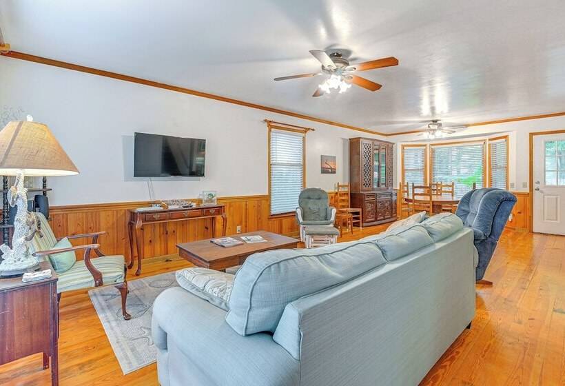 Murrells Inlet Home W/ Deck ~ 4 Mi To Marsh Walk!