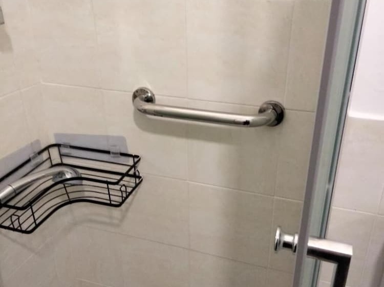 پانسیون Room In Apartment   Terrasinipalermovacation For 2 Guests