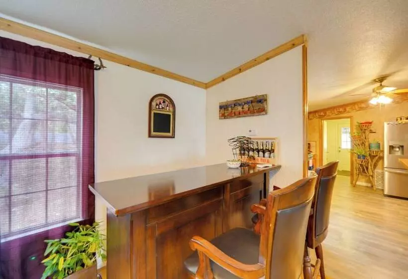 Pet Friendly Blanco Home W/ Private Deck!