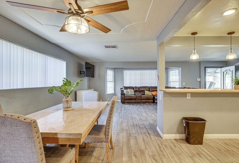 Updated El Centro Home W/ Private Patio