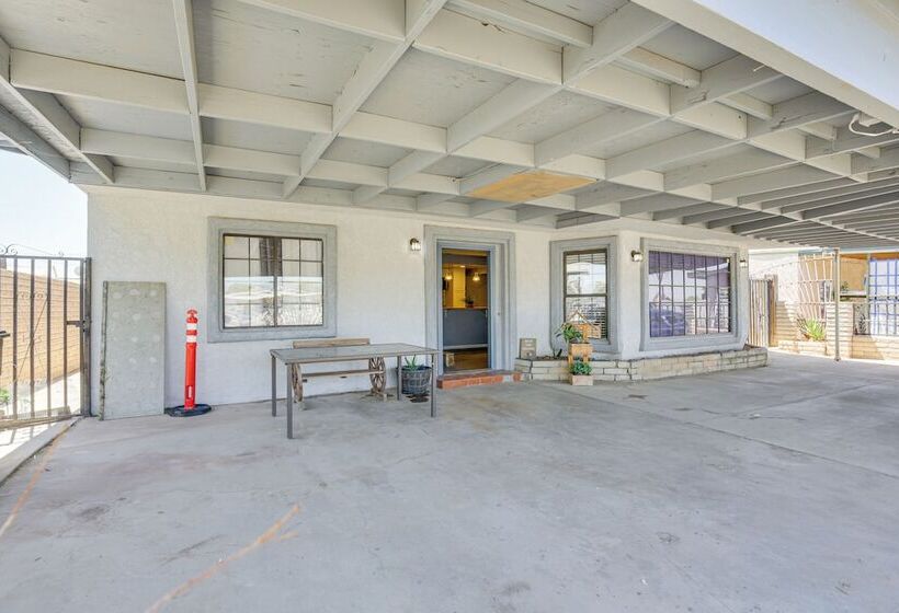Updated El Centro Home W/ Private Patio