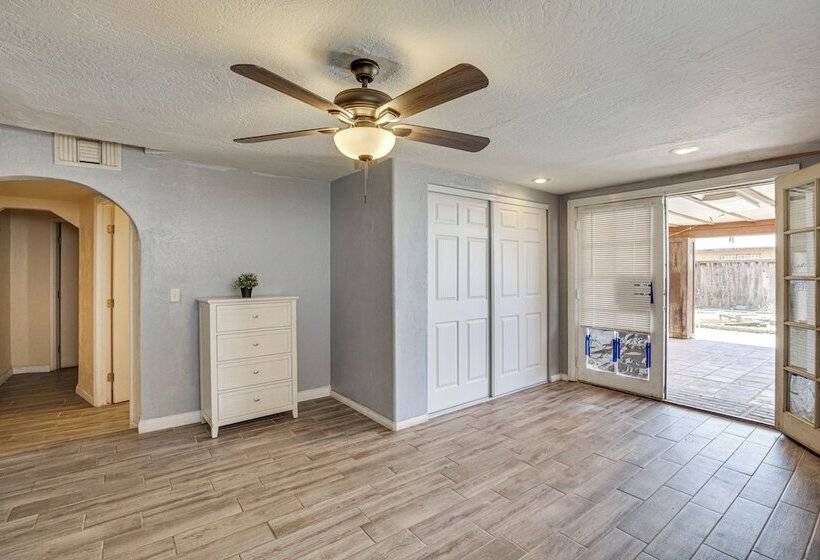 Updated El Centro Home W/ Private Patio