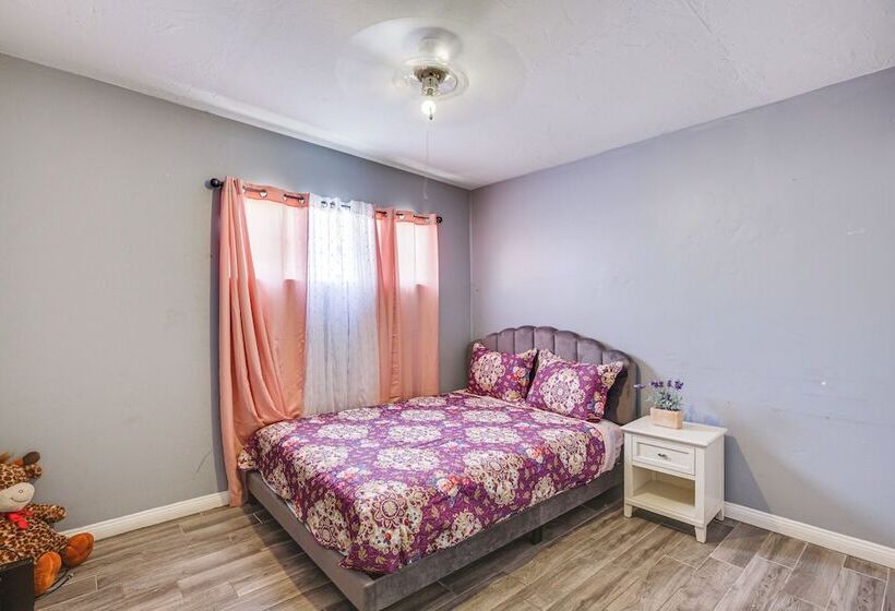 Updated El Centro Home W/ Private Patio