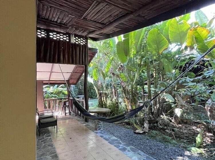 ベッドアンドブレックファースト Chilamate Rainforest Eco Retreat