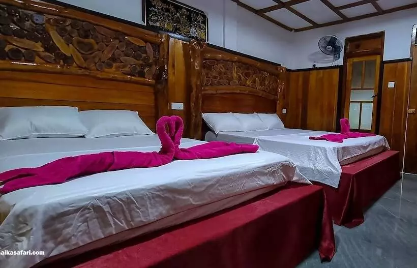 تختخواب و صبحانه Maika Safari Lodge