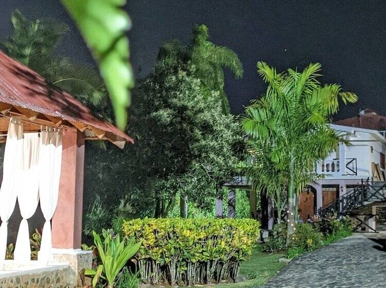 تختخواب و صبحانه Rancho Pino Y Sol