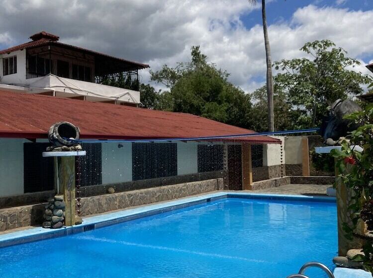 تختخواب و صبحانه Rancho Pino Y Sol