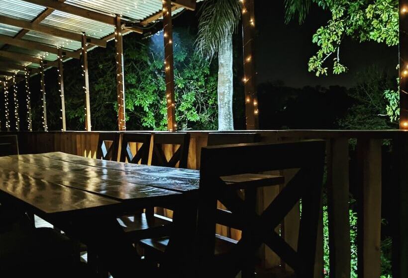 تختخواب و صبحانه Rancho Pino Y Sol