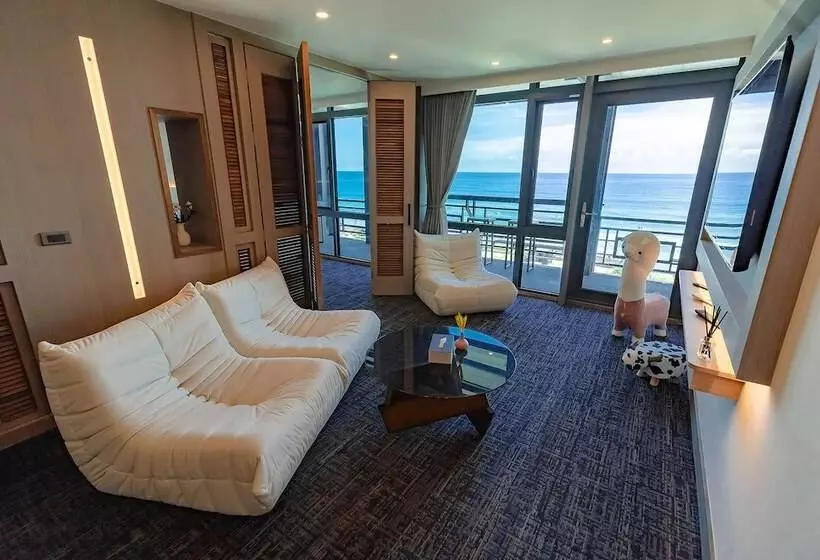 تختخواب و صبحانه Seaview Villa Coastal Estate