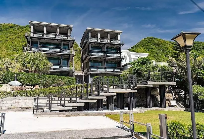 تختخواب و صبحانه Seaview Villa Coastal Estate