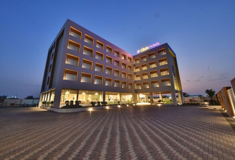 Click Hotel Pithampur