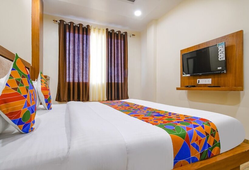 Fabhotel Atharv