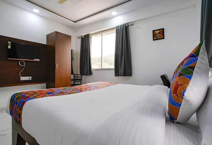 Fabhotel Fortuna Inn