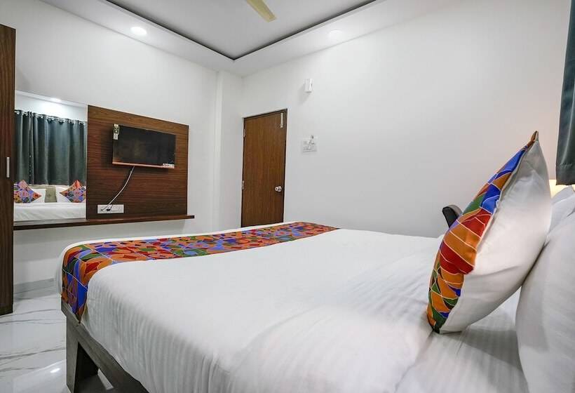 Fabhotel Fortuna Inn