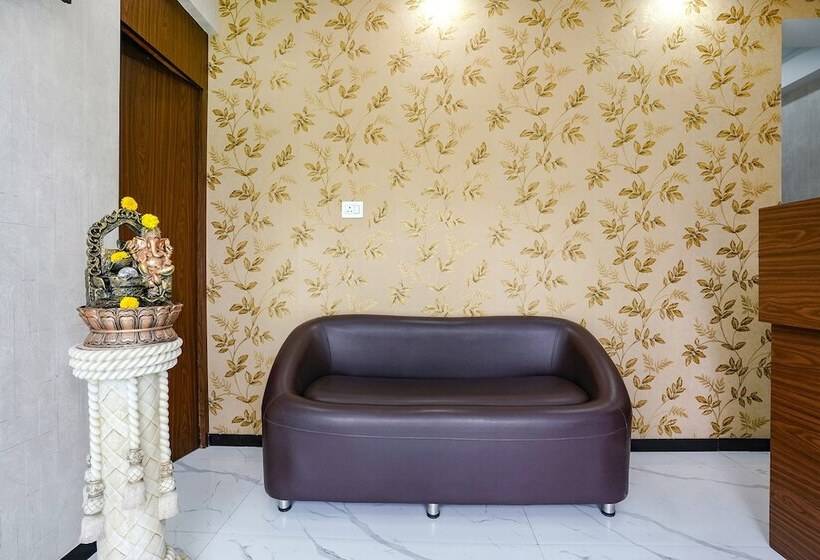 Fabhotel Fortuna Inn