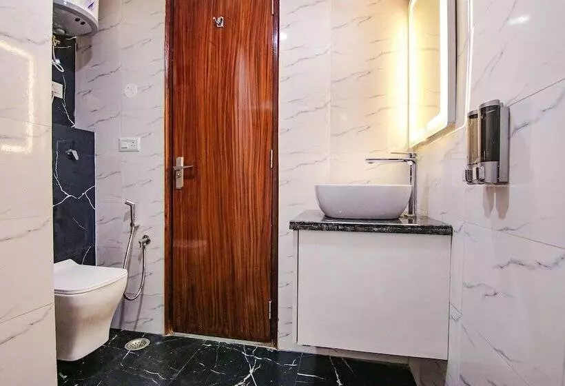 Fabhotel Satyam International