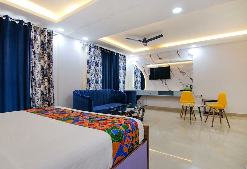 Fabhotel Satyam International