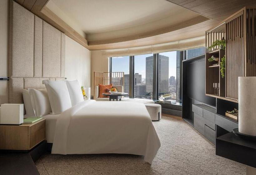 Four Seasons Hotel Osaka