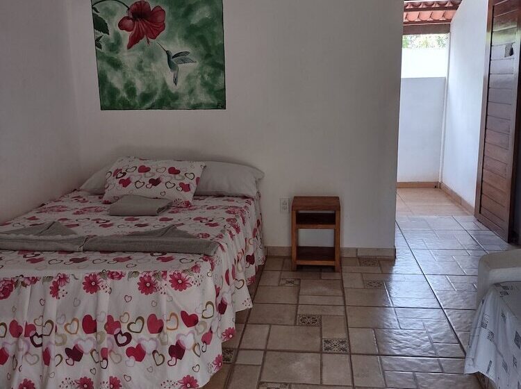 簡易ホテル Tropicana Kite Village