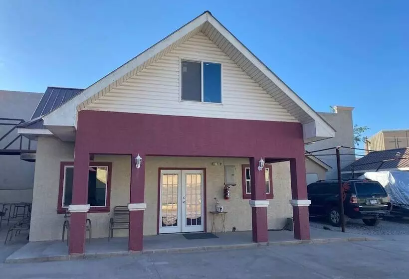 Hotelli Alojamiento Alpha