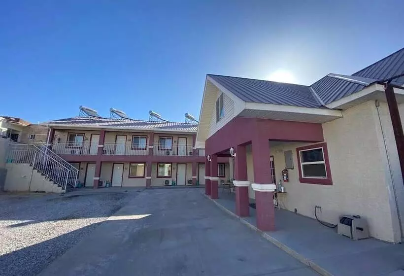 Hotelli Alojamiento Alpha