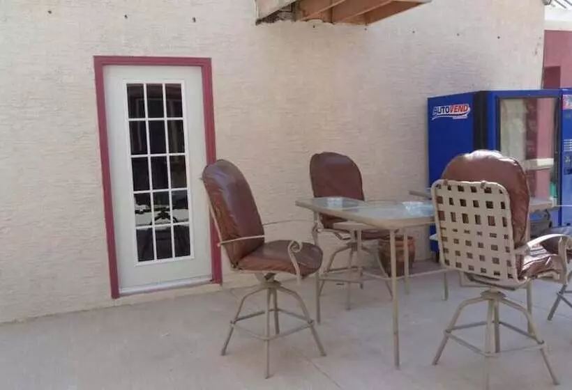 Hotelli Alojamiento Alpha