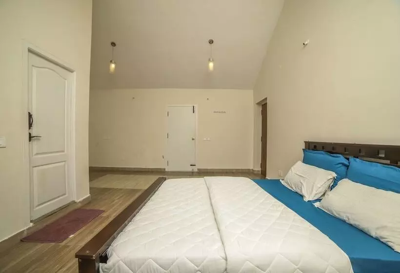 Hotelli Anjana Estate Villa