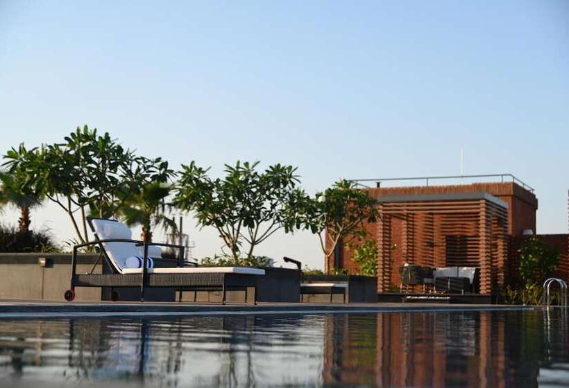 هتل Doubletree By Hilton Bengaluru Whitefield