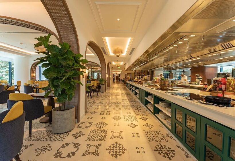 هتل Doubletree By Hilton Bengaluru Whitefield