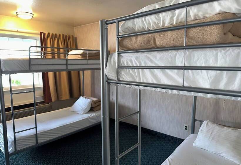 هتل Elevation Lodge