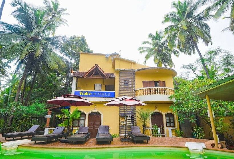 Hotel Fabexpress Coco Goa Resort With Pool, Arpora