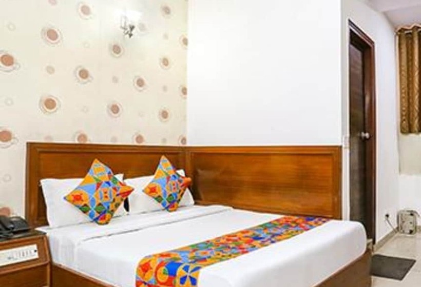 Hotel Fabexpress Station Ii