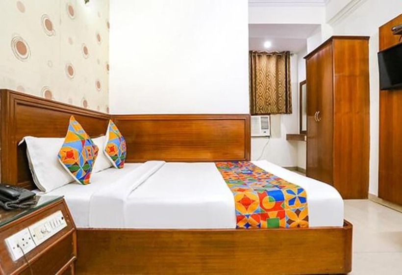 Hotel Fabexpress Station Ii