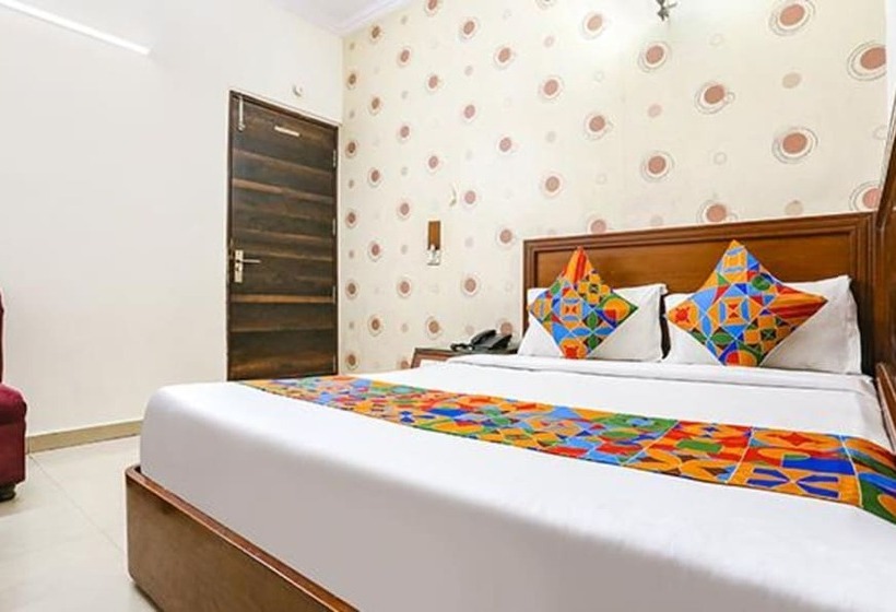 Hotel Fabexpress Station Ii