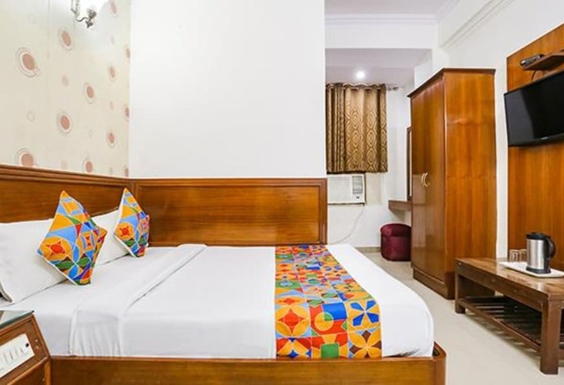 Hotel Fabexpress Station Ii