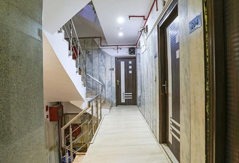 Hotel Fabexpress Station Ii